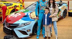 NASCAR: carro #54 de Ty Gibbs terá pintura icônica de Kyle Busch em homenagem em Bristol
