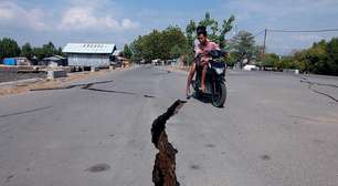 Terremoto de magnitude 7,7 mata ao menos 47 pessoas na Indonésia