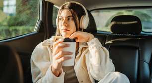 De simples bebida a ritual: por que o café virou o refúgio da Geração Z e dos Millennials?