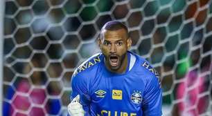 Weverton reclama de postura do Grêmio em derrota para o Atlético-MG