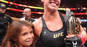 Mackenzie Dern diz que 'não precisa' enfrentar Weili Zhang: "Provei que sou a campeã"
