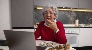 Por que a "fome emocional" aumenta na menopausa?