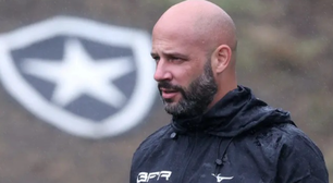 Rádio aponta principal nome para substituir Franclim Carvalho no Botafogo