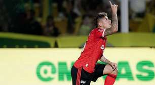 Destaque em goleada, Carrascal recupera prestígio no Flamengo