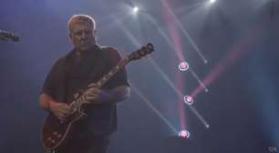 Alex Lifeson (Rush) explica por que parou de fumar maconha aos 72 anos