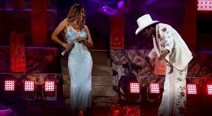 Karol G e Bruno Mars juntos: o dueto surpresa que parou o show com sucessos da cantora