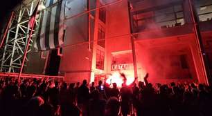Torcedores do PAOK fazem protesto intenso após venda de jóia para o futebol alemão