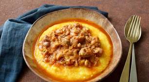 Receita de Polenta Cremosa com Carne Moída e Calabresa