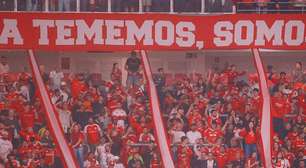 Torcedores protestam contra "vilão" do Inter após empate no Beira-Rio