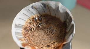 Borra de café não é lixo: 9 maneiras de aproveitar o que sobra do café em casa