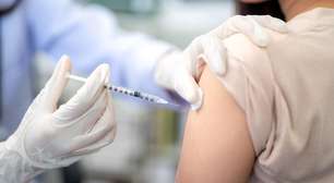 Vacina contra gripe é segura para pacientes com câncer, afirma oncologista
