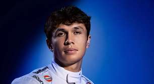 F1: Alex Albon renova com a Williams e seguirá na equipe em 2027