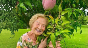 'Eu ando a pé todo dia de manhã, 1 hora': aos 89 anos, Glória Menezes foi vista em cadeira de rodas, mas enfatizou dica valiosa para a longevidade