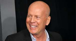 Bruce Willis comparece ao casamento da filha, Tallulah Willis, em rara aparição pública