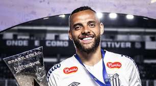 Ele deixou o Santos e agora está brigando com Messi pela artilharia na MLS