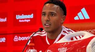 Internacional apresenta Eliasson, que mira estreia contra o Atlético