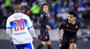 Estudiantes atropela a Universidad Católica e vai às quartas da Libertadores