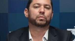 Filho de ex-presidente do Santa Cruz deseja se candidatar à presidência da FPF e quer saída de Evandro Carvalho do cargo