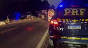 Tragédia no Paraná: acidente entre ônibus e caminhão deixa mais de 20 mortos na BR-373