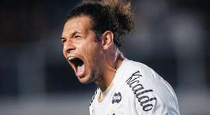 Willian Arão ganha espaço na zaga do Santos após saída de Frías