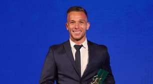Rescisão com a Juventus: Corinthians e Fluminense aguardam decisão de Arthur Melo