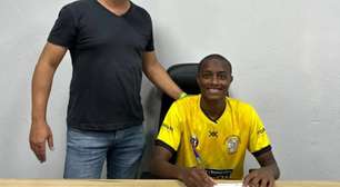 Corinthians rescinde contrato com volante