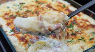 Batata gratinada cremosa com queijo derretido, um acompanhamento perfeito e irresistível