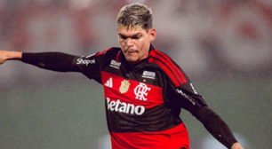 Ayrton Lucas é sincero ao falar sobre o Flamengo contratar um novo lateral