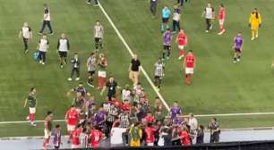 Botafogo x Cienciano acaba em confusão generalizada