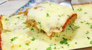 Parmegiana de carne moída bem suculenta, uma refeição rápida e maravilhosa no seu almoço
