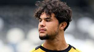 'Dizer que ele tem a índole do pai é muito cruel. Esquecem de tudo que esse menino passou na vida': goleiro Bruninho ganha defesa da avó após ataques na web; filho de Eliza Samudio e Bruno Fernandes foi afastado do Botafogo Sub-17 por 'questões disciplinares'