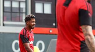 Andrey Santos joga? Manchester United estreia na Premier League neste sábado