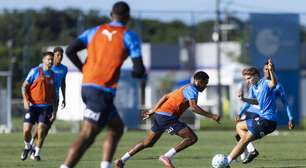 Bahia faz treino tático e busca corrigir erros após empate com a Chapecoense