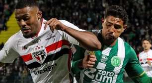 São Paulo perde para a Chapecoense e se aproxima do Z4 do Brasileirão
