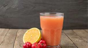 Suco de acerola com laranja: refrescante, natural e fácil