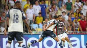 Samuel Xavier sofre luxação no ombro e desfalca Fluminense