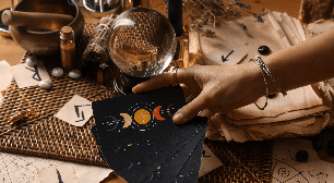 Tarot do dia: previsão para os 12 signos em 24/08/2026