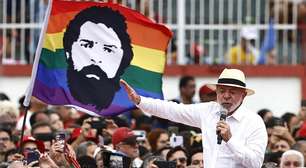 Lula diz ter relação 'respeitosa' com Trump, mas critica 'segundo escalão'