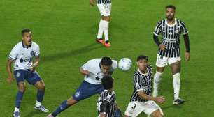 Corinthians entra com time misto e perde para o Coritiba fora de casa