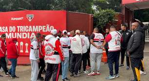 Com risco de rebaixamento, torcida organizada vai ao CT do São Paulo cobrar Rafinha e jogadores