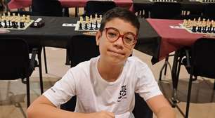Argentino de 12 anos volta a vencer Magnus Carlsen, número 1 do mundo no xadrez