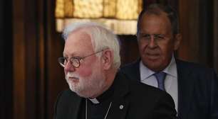 Chefe da diplomacia do Vaticano visita Rússia e cobra fim de guerra