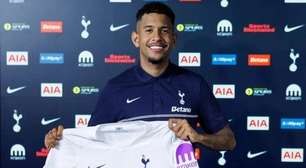 Tottenham anuncia a contratação do brasileiro Savinho
