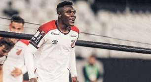 Com show de Viveros, Athletico vence o Botafogo no Nilton Santos
