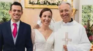 À procura de um amor? 'Padre do Tinder' já ajudou mais de mil fiéis a se casarem