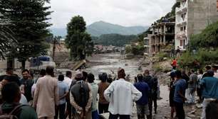 'Minha casa desabou e minha irmã está desaparecida': o relato de sobreviventes da enxurrada no Nepal