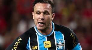 Arthur negocia com rival do Grêmio, mas dívida de R$ 12 milhões trava