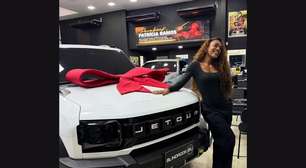 Com moral! Patrícia Ramos compra SUV de luxo; veja fotos