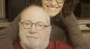 Zélia Duncan que mantém contato de Jô Soares salvo no seu celular até hoje: "Capitão gay"