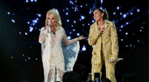 Miley Cyrus homenageia a madrinha Dolly Parton: 'Tenho um anjo ao meu lado. Sempre tive'
